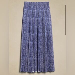 RUCHED-WAIST PLEATED MAXI SKIRT